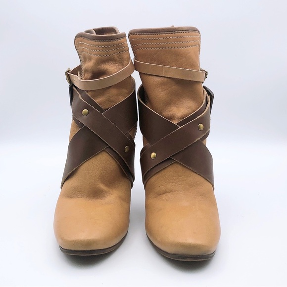 Chloe Womens Leather Ankle Boots With Multi Buckle Straps size EU 36.5 - Picture 2 of 14